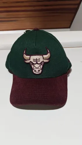 Boné Chicago Bulls ( verde)