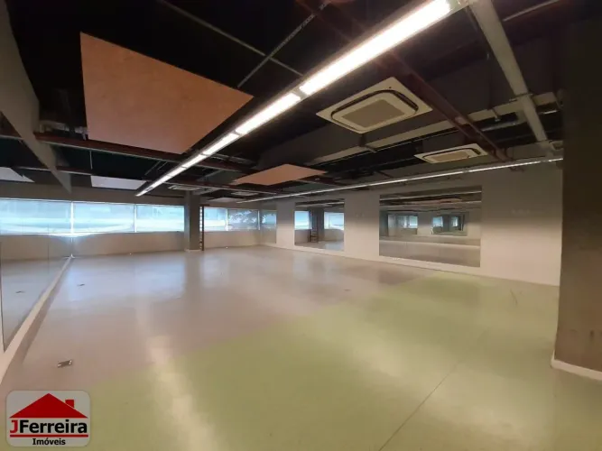 Espaço comercial para Locação na Lapa com 4.254m², 85 Vagas, Heliponto, Segurança 24h e In