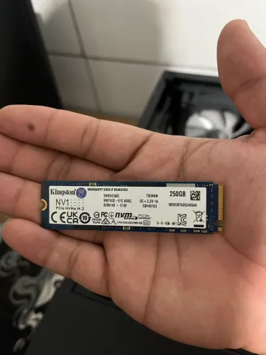 SSD NVME 250GB Kingston 