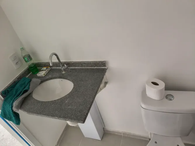 Conjunto de lavatorios para banheiro em granito