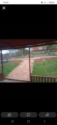 Vende se casa no panorama 