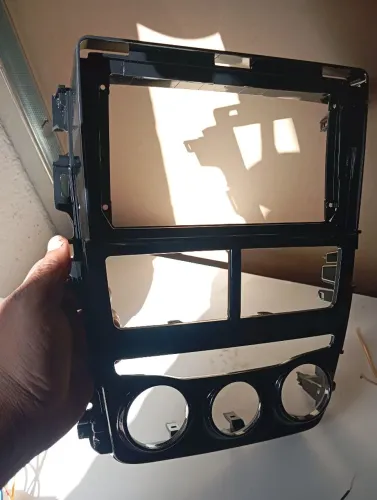 Moldura para multimídia 9 polegadas yaris