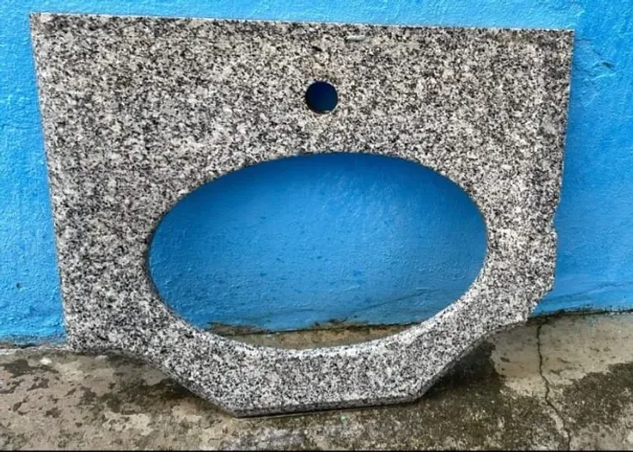 Pia banheiro granito