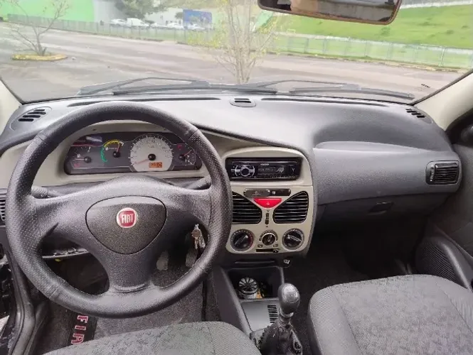 Fiat Palio 1.0 Economy Fire Flex 8V 4P 2010