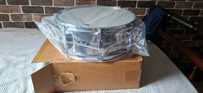 Caixa Pearl roadshow 14x5,5 cromada