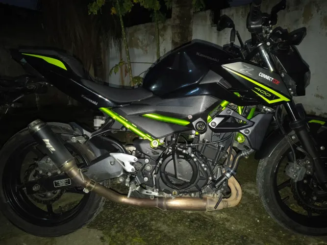 Kawasaki Z400 2023