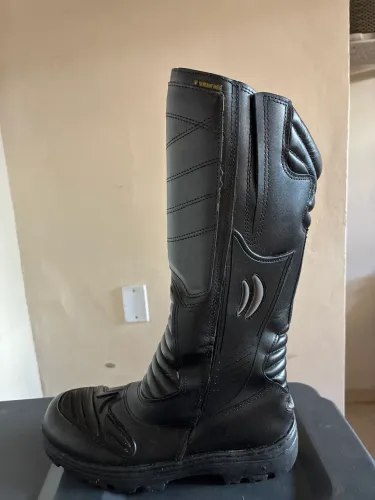 Bota motoqueiro