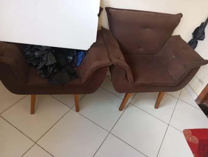2 poltrona tipo sofá