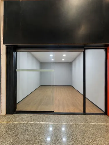 Vende-se box novo Mercadao 