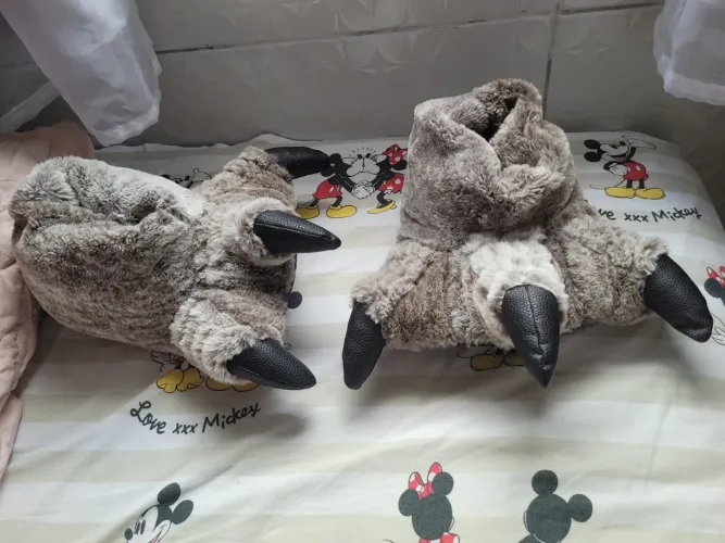 Pantufas novas, nunca usadas