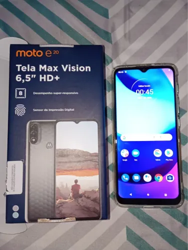 CELULAR MOTO E20 32 GB PERFEITO( COMO NOVO)