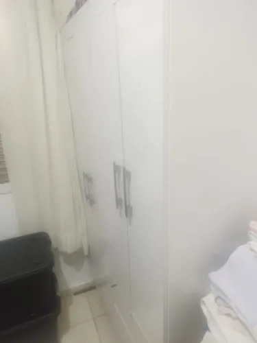Guarda-roupa 4 portas branco