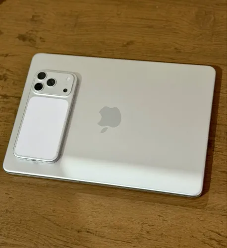 MacBook NEO - 512 Gb 1 ano de garantia Apple