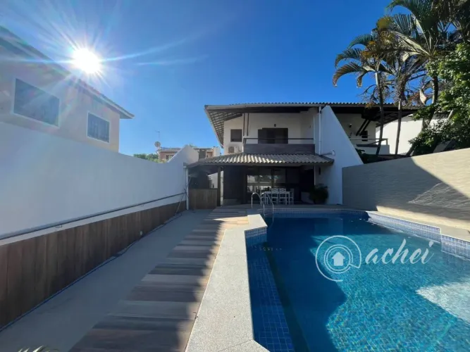 Casa 3/4 em Condomínio Fechado em Vilas do Atlântico Elegância e Qualidade de Vida