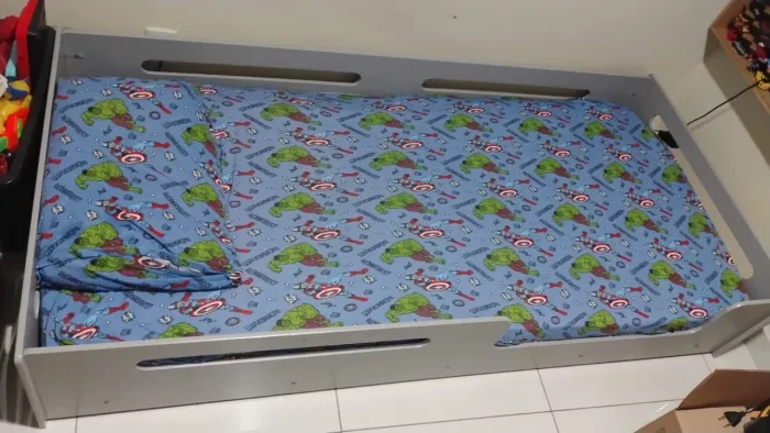 Vendo Cama Montessoriana de Solteiro