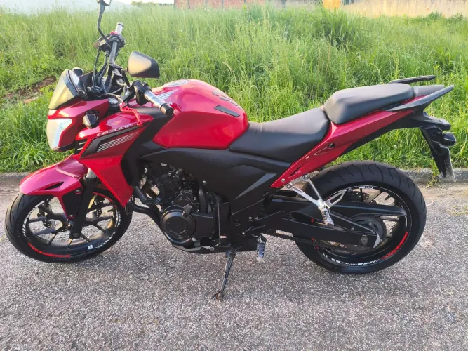 Cb 500 bem conservada