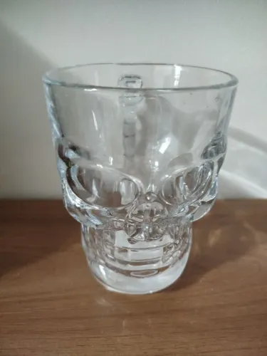 Caneca de vidro caveira 510 ml