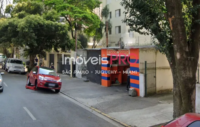 Casa terreno comercial ao lado da Faria Lima !