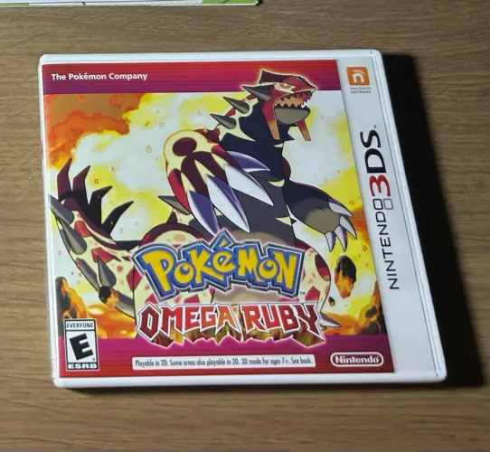 Pokémon Omega Ruby + Rayquaza de evento