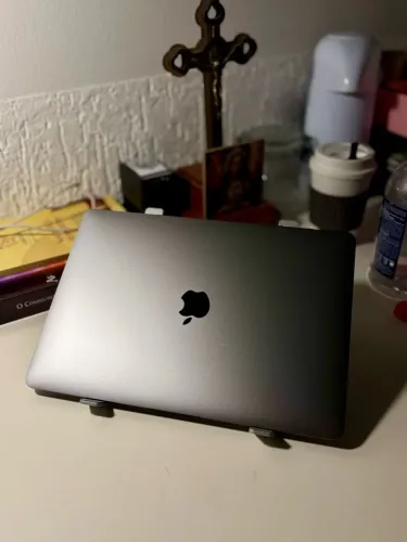 MacBook Air M1 - 256gb HD Interno - 8gb RAM - 89% de saúde da bateria