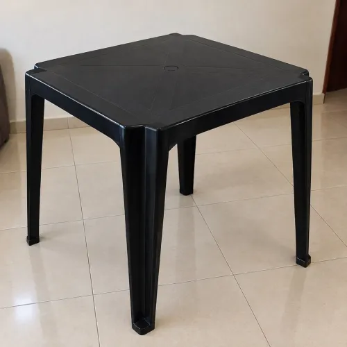 Conjunto Mesa Plástica Preta + 4 Cadeiras