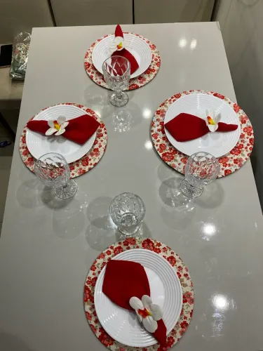   Conjunto mesa posta floral vermelho 