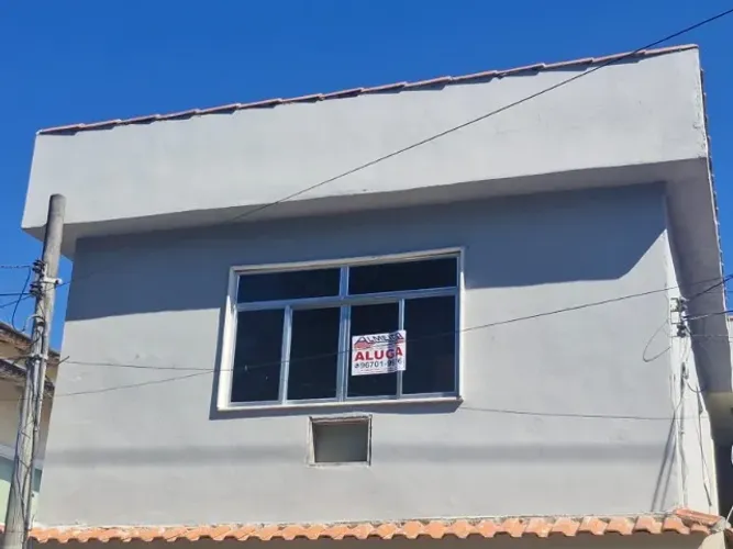 ALUGO CASA NO ROCHA