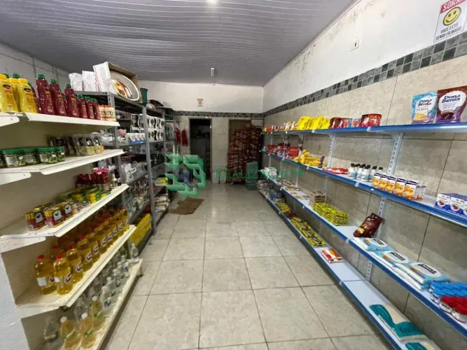 mercadinho montado e funcionando em Mongaguá no Bairro Itaguaí 8