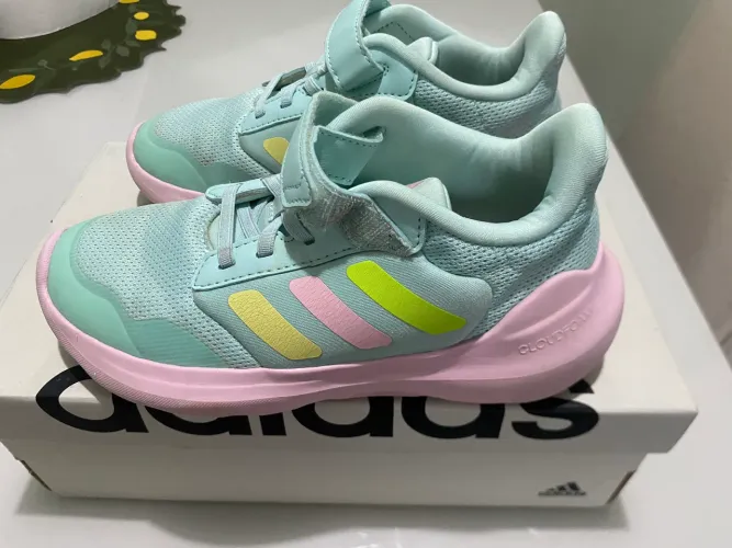 Tênis Adidas Infantil - TAM 32