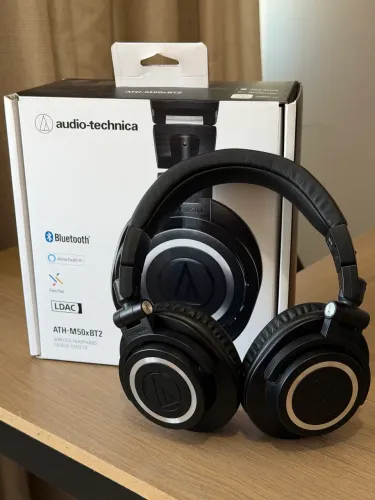 Headphone Audio Technica ATH-M50xBT2 Usado