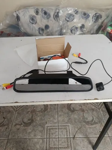 Retrovisor com câmera de ré