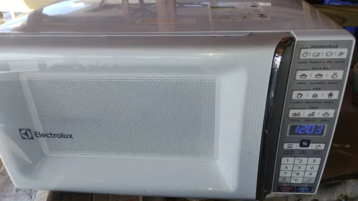 Microondas Electrolux 34 l