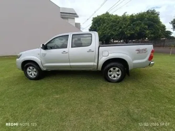 Toyota Hilux CD SR 4X2 2.7 16v/2.7 Flex Aut. 2012