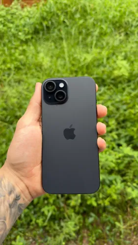 iPhone 15 
