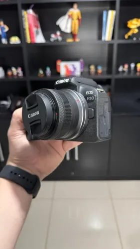 Câmera Canon EOS R10 + lente RF-S18-45mm Mirrorless