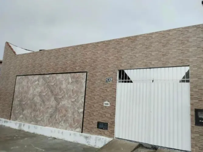 - Casa no Monte Castelo