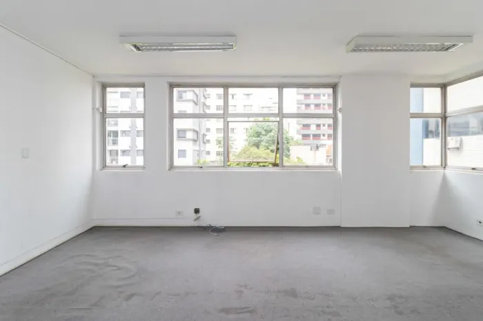 Sala comercial na Rua Padre Chico, 85 - Conjunto 23 60 m²
