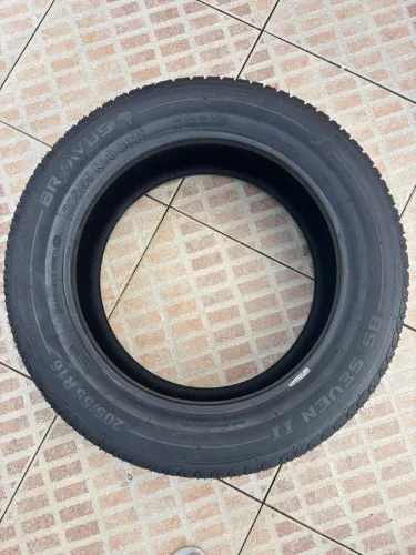 Pneu 205/55 R16
