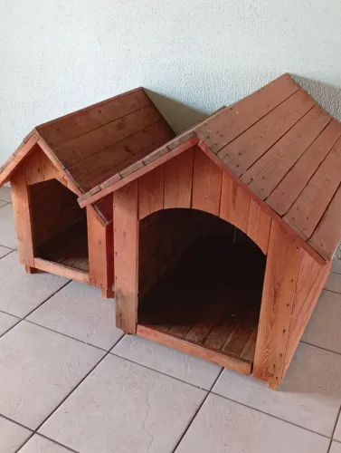 2 CASAS PARA CACHORROS