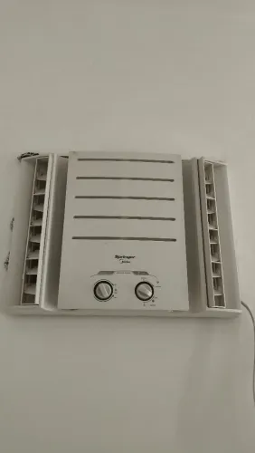 Ar condicionado de janela