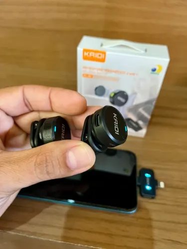 MICROFONE KAIDI P1-AC SEM FIO - 2 LAPELAS MAGNÉTICAS + RECEPTOR 2 EM 1 USB-C/LIGHTNING