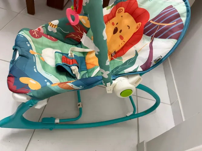 Cadeira de Balanço infantil 