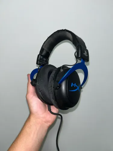 Headset usado! HyperX Cloud Blue.