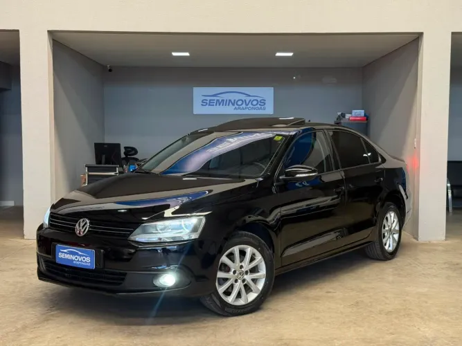 Volkswagen Jetta Comfortline 2.0 T.flex 8V 4P Tipt. 2013