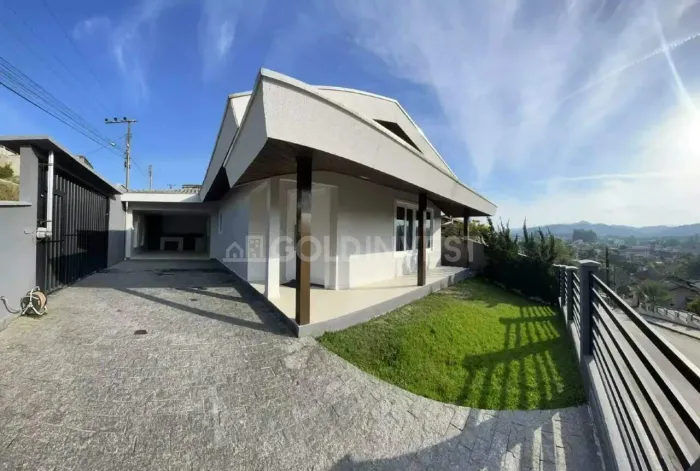 Casa com 2 quartos no bairro Souza Cruz!!!