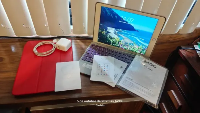 APPLE IPAD AIR 2 DOURADO 100% ORIGINAL EM PERFEITO ESTADO SMART COVER E TECLADO COMPLETO