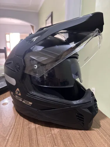 Capacete LS2 Pioneer II - Preto Fosco - Tamanho 60 (Estado de Novo)