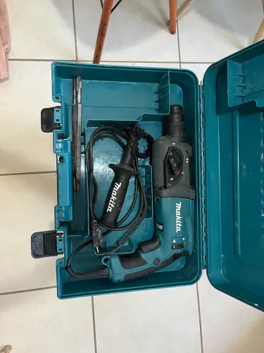 Martelete Makita HR2470 24mm - Excelente Estado