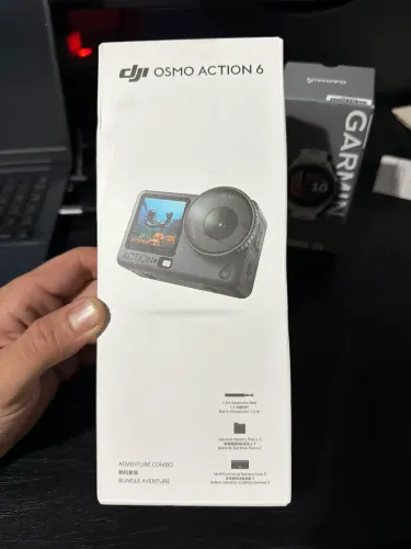Câmera DJI Osmo Action 6 Combo Adventure