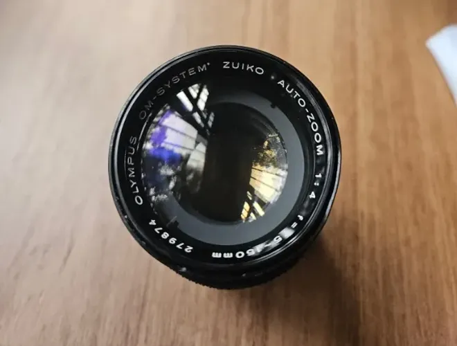 Lente Olympus Zuiko 75-150mm Telefoto Manual